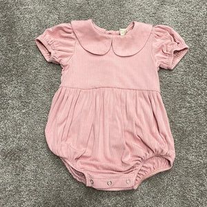 Kate Quinn Pink Ribbed Peter Pan Bubble